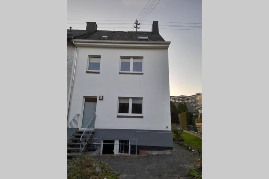 Hinter Burg, Haus Mit Garten Mayen Ngoại thất bức ảnh